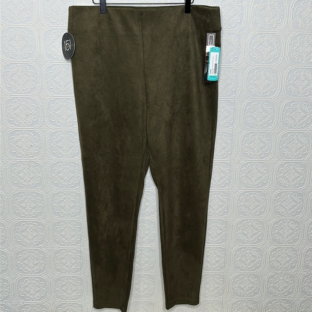 One5One | for Stitchfix 
Green High Rise Pull On Bonded Suede Skinny Leg… - Picture 3 of 14